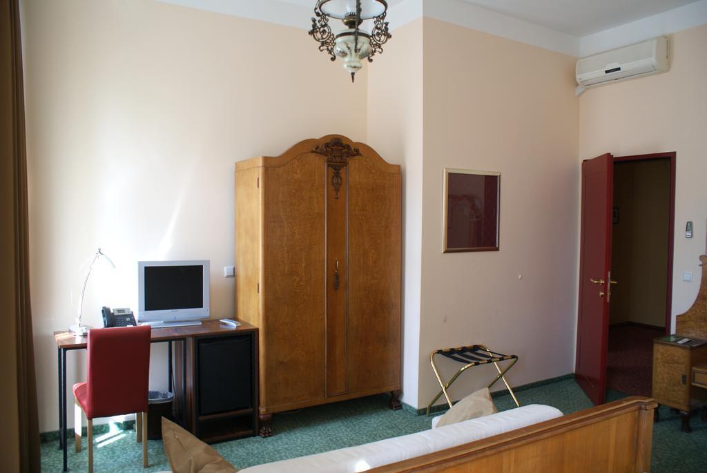 Hotel Park Ptuj Eksteriør billede