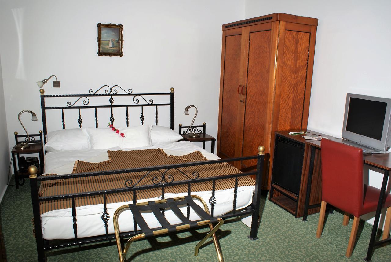Hotel Park Ptuj Eksteriør billede