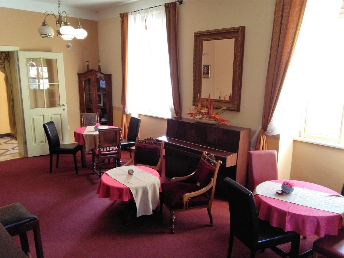 Hotel Park Ptuj Eksteriør billede